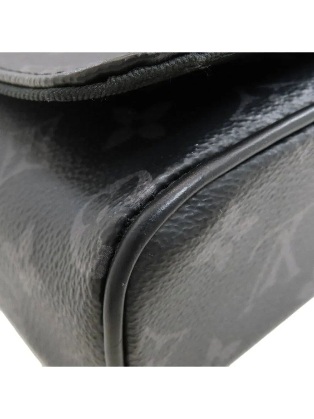 Louis Vuitton District PM Shoulder Bag Monogram Eclipse